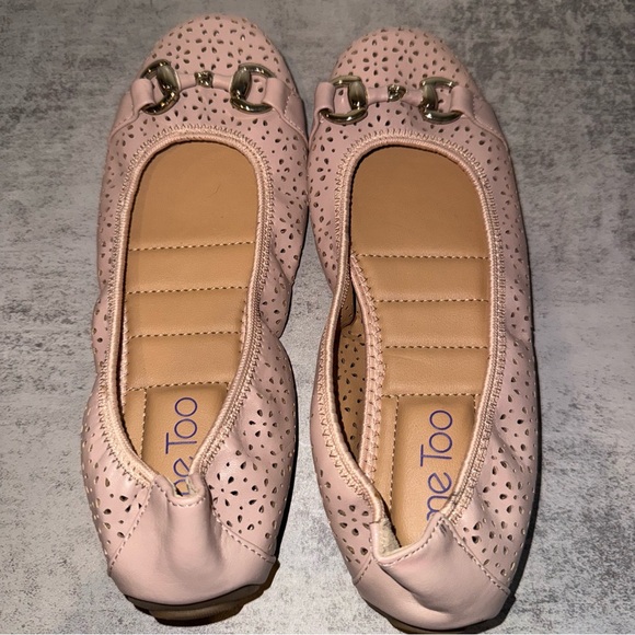 Me Too Light Pink Flats Size 6.5 - Picture 4 of 7